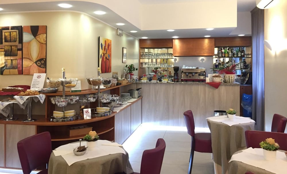 Hotel Arcobaleno 34/44
