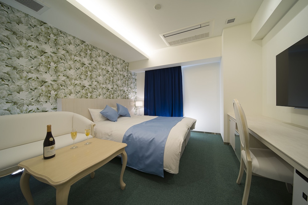 HOTEL LA SCALA 30/57
