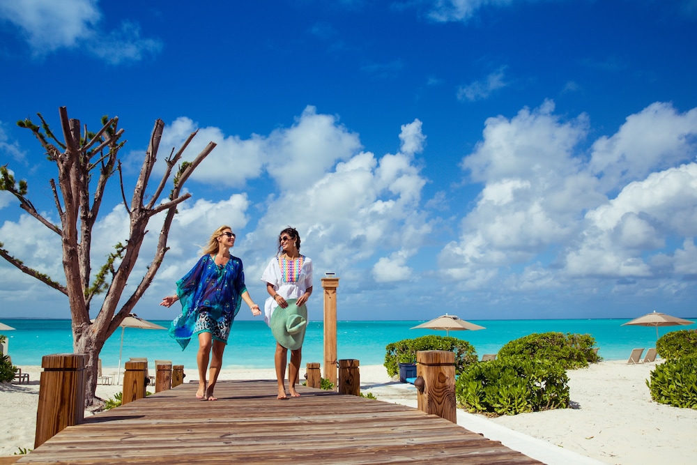 The Venetian on Grace Bay 22/27