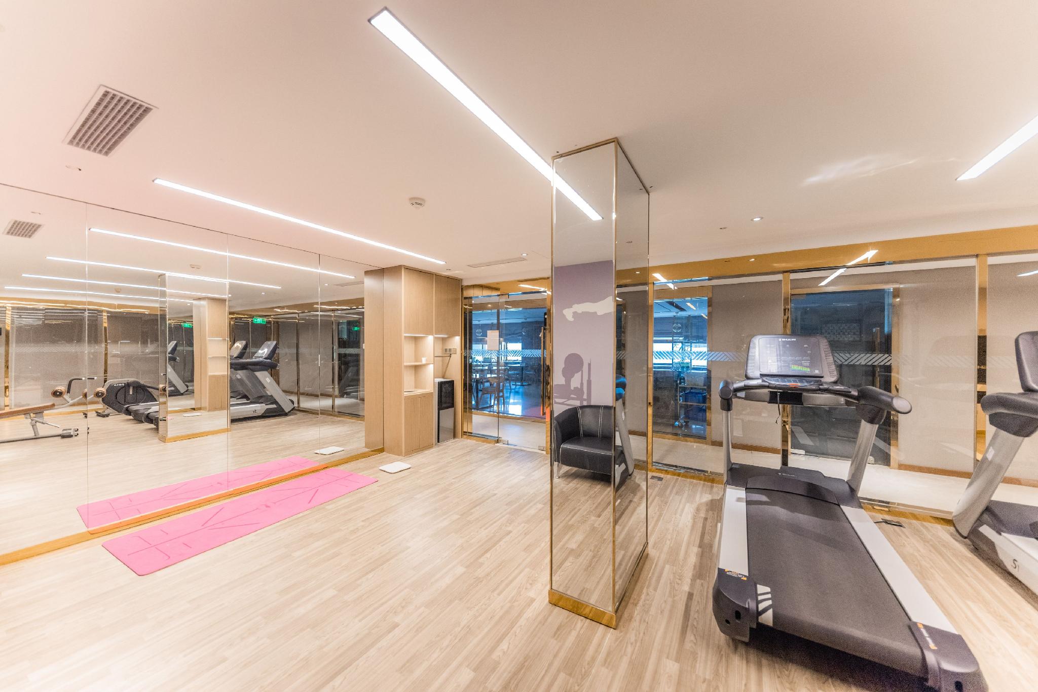 Yitel Premium (Shanghai Wujiaochang Metro Station) 24/37