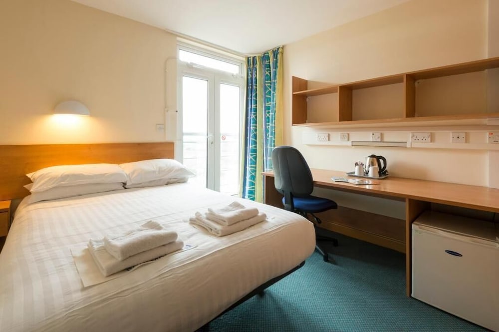 University of Exeter Holland Hall 11/50