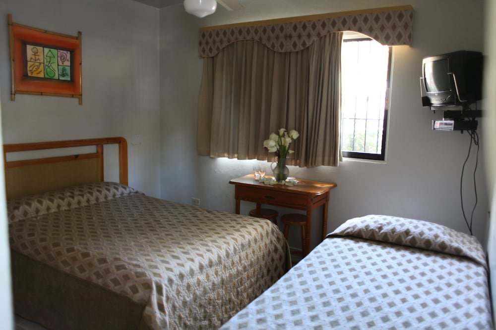 Hotel Zapata 11/71