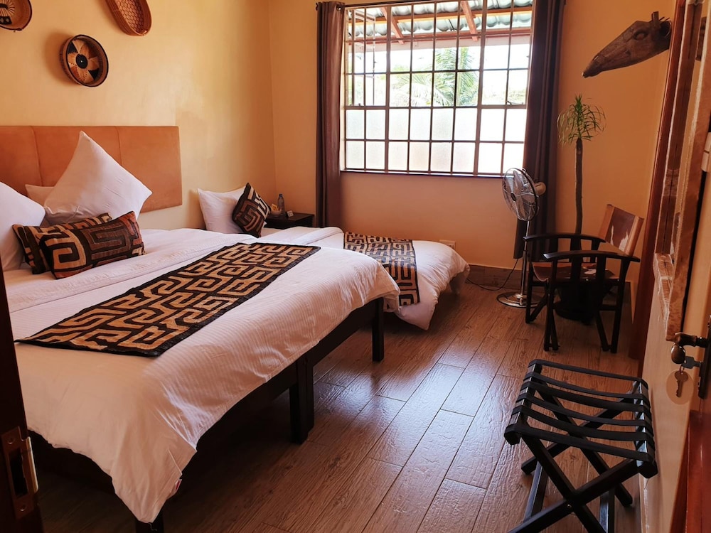 Acacia Tree Lodge 12/44