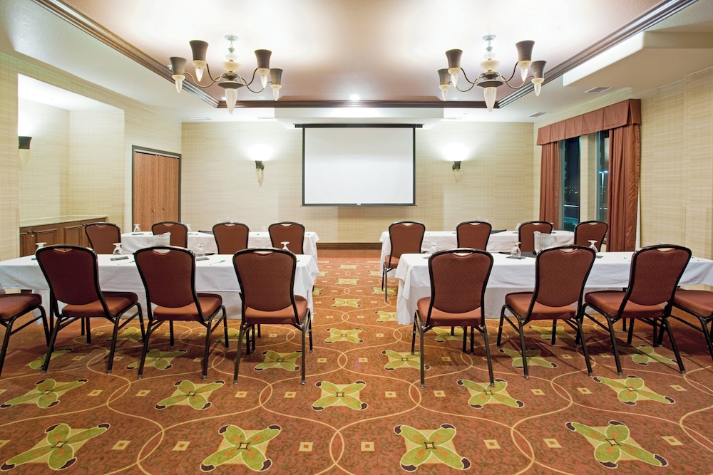 Holiday Inn Denver Parker E470 Parker Road 46/52