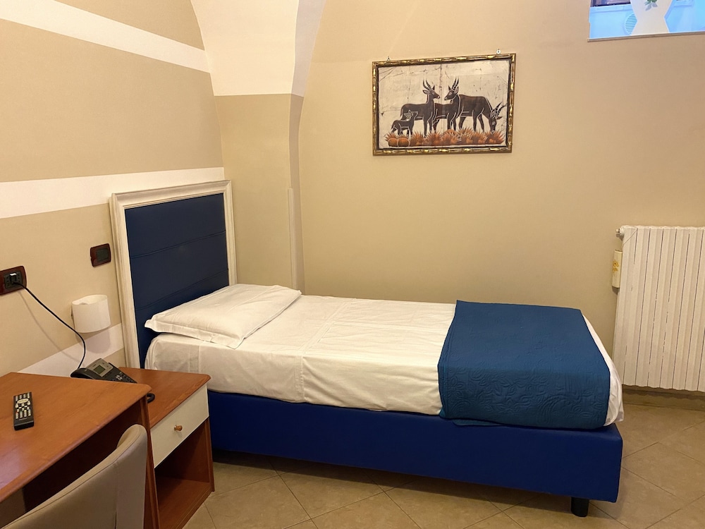Albergo Del Cacciatore 10/49