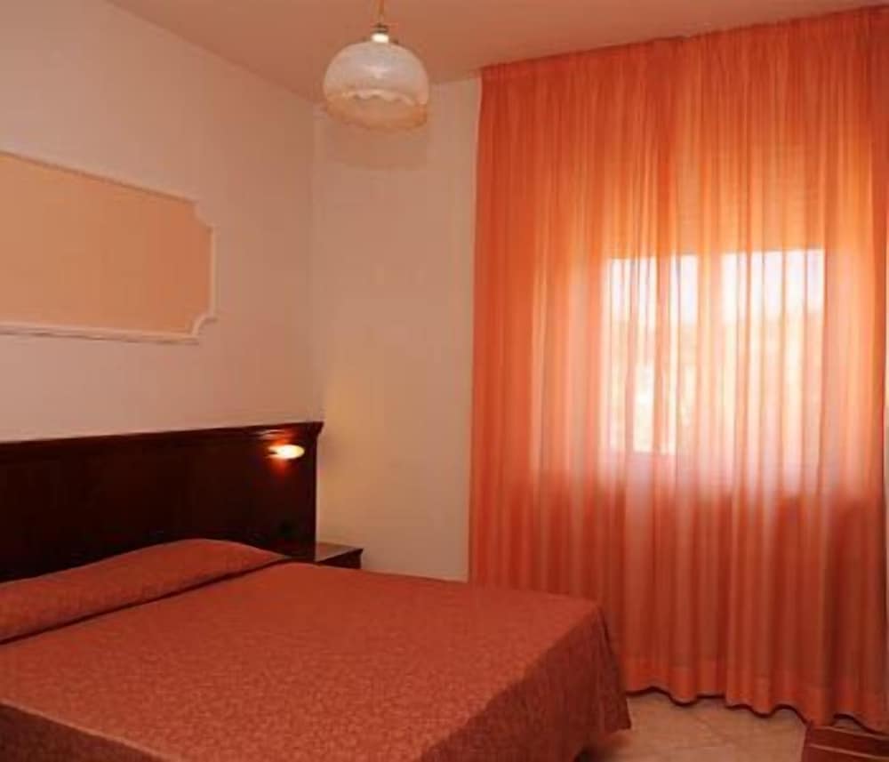 Grifone Hotel Ristorante 30/50