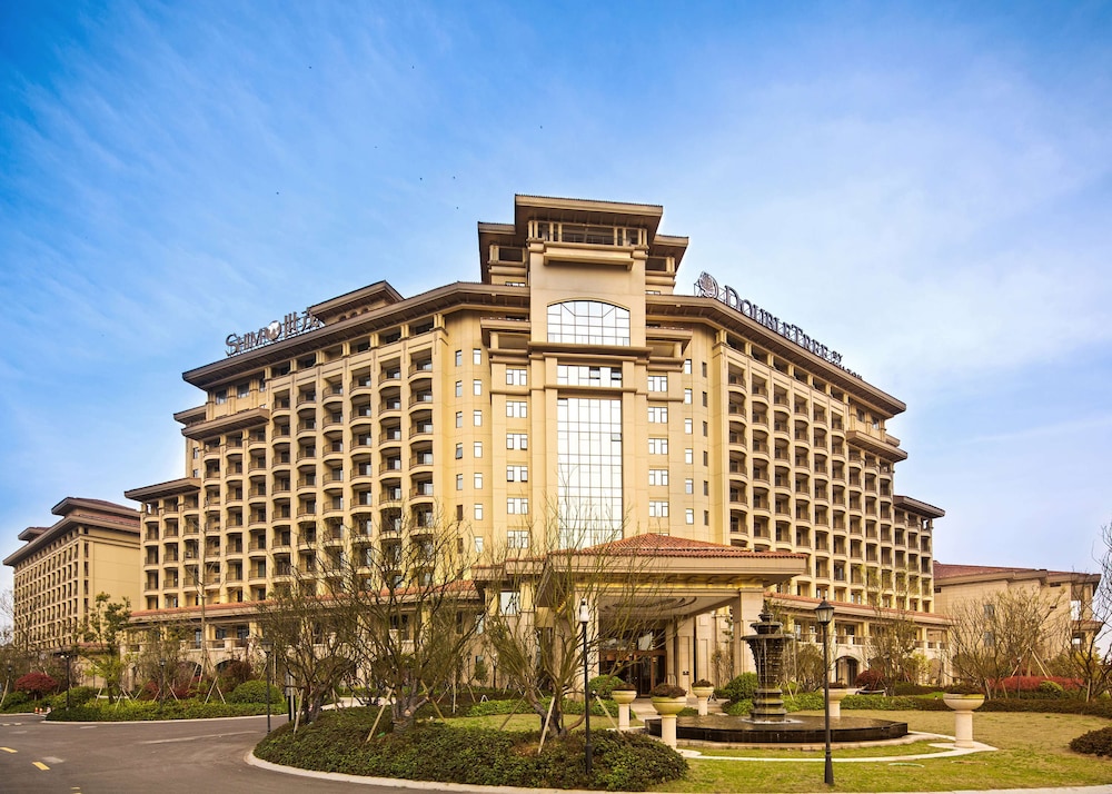 DoubleTree by Hilton Hotel Ningbo - Chunxiao 3/42