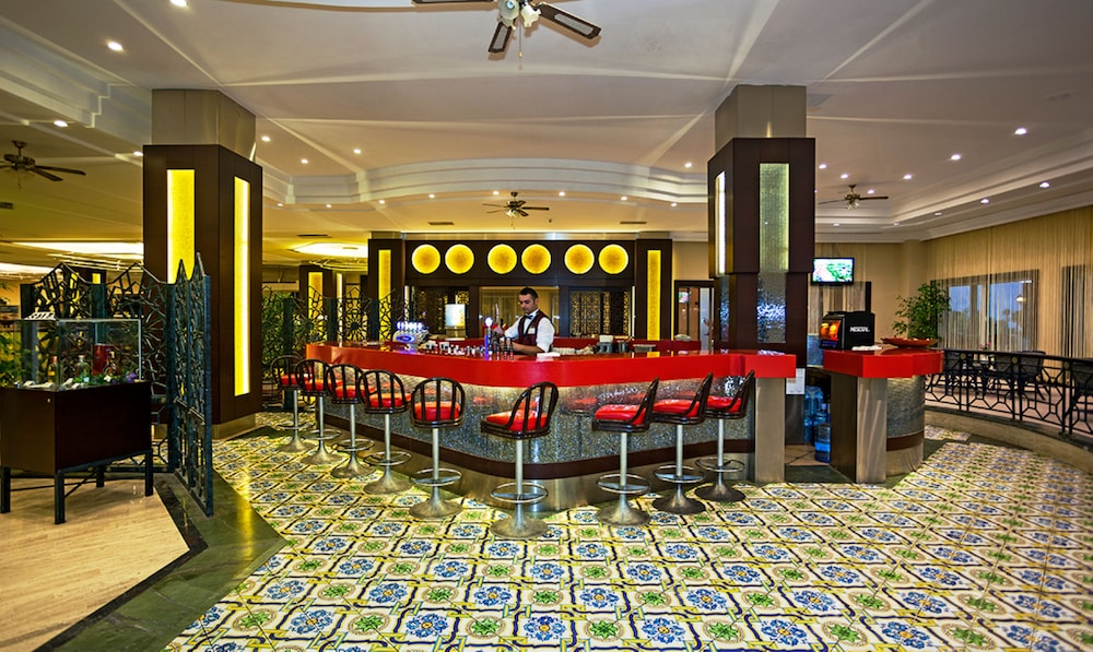Belconti Resort Hotel 71/87