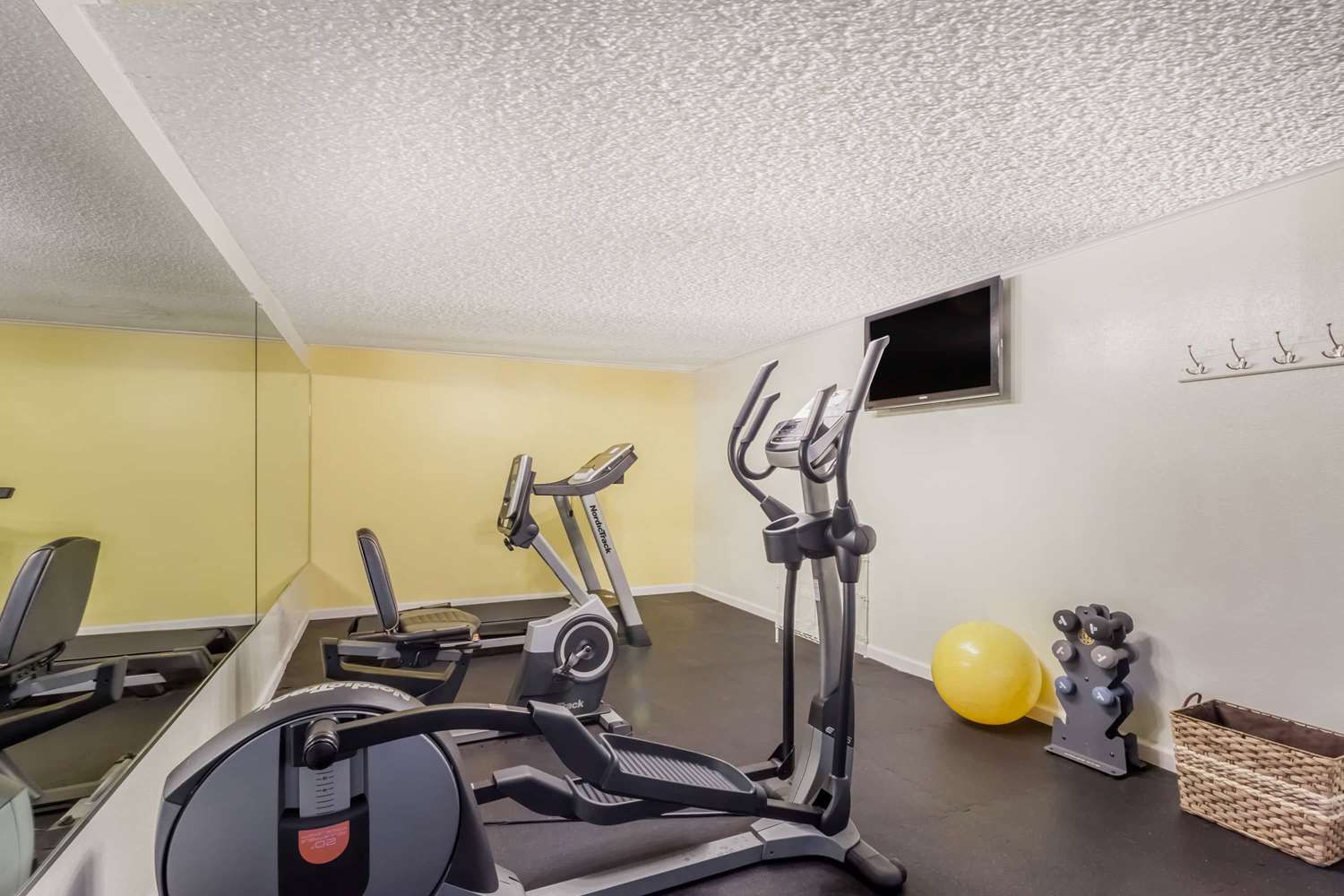 Days Inn by Wyndham Dover Downtown 9/15