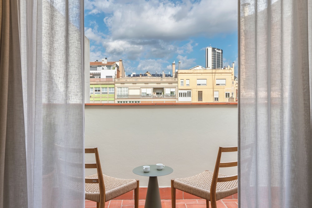 Aspasios Garden Apartments 33/46