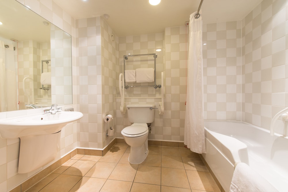 HOLIDAY INN EDINBURGH 12/80