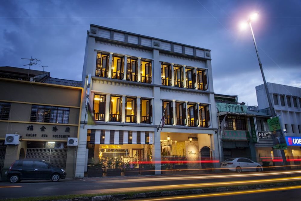 The Ranee Boutique Suites 4/74