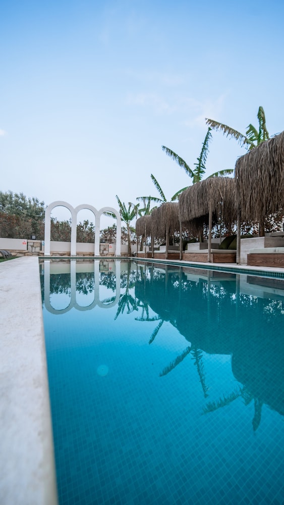 Urla 1867 Hotel 39/50