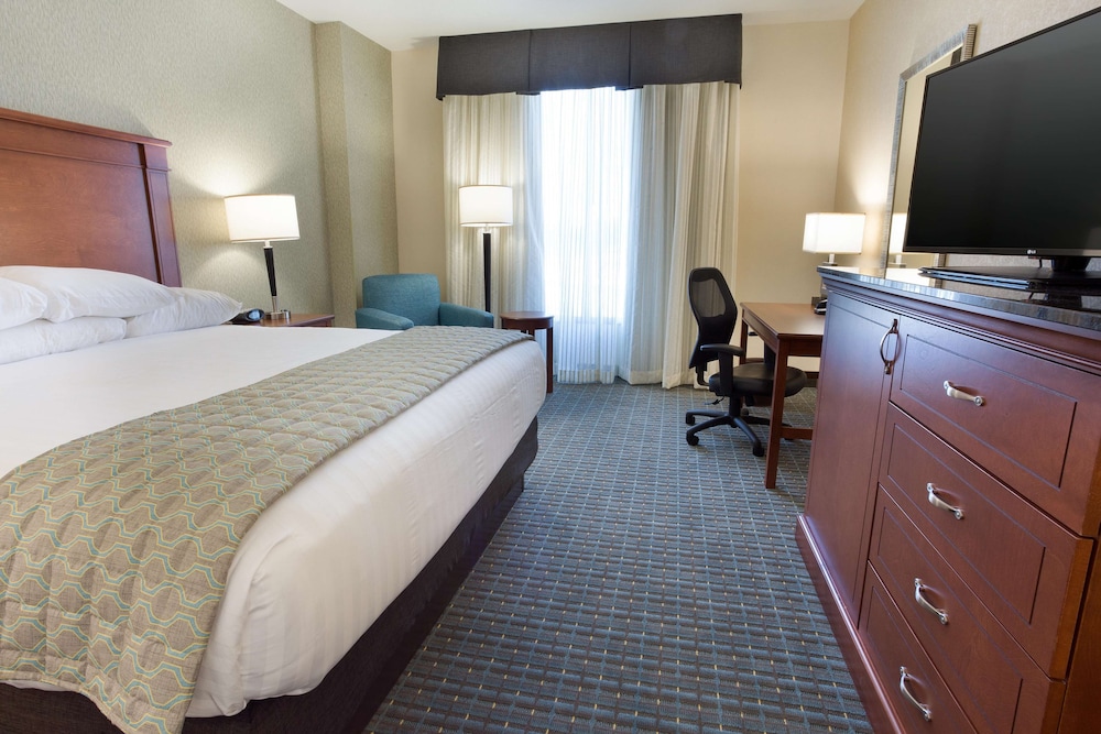 Drury Inn and Suites Burlington 6/44
