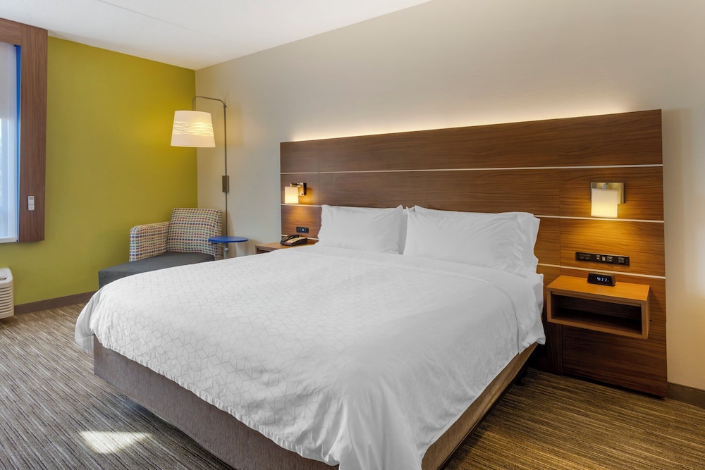 Holiday Inn Express Hotel Suites Harrison 28/56
