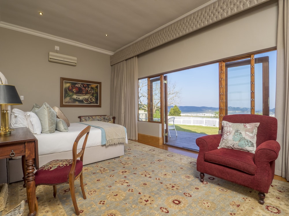 Madison Manor Boutique Hotel 44/72