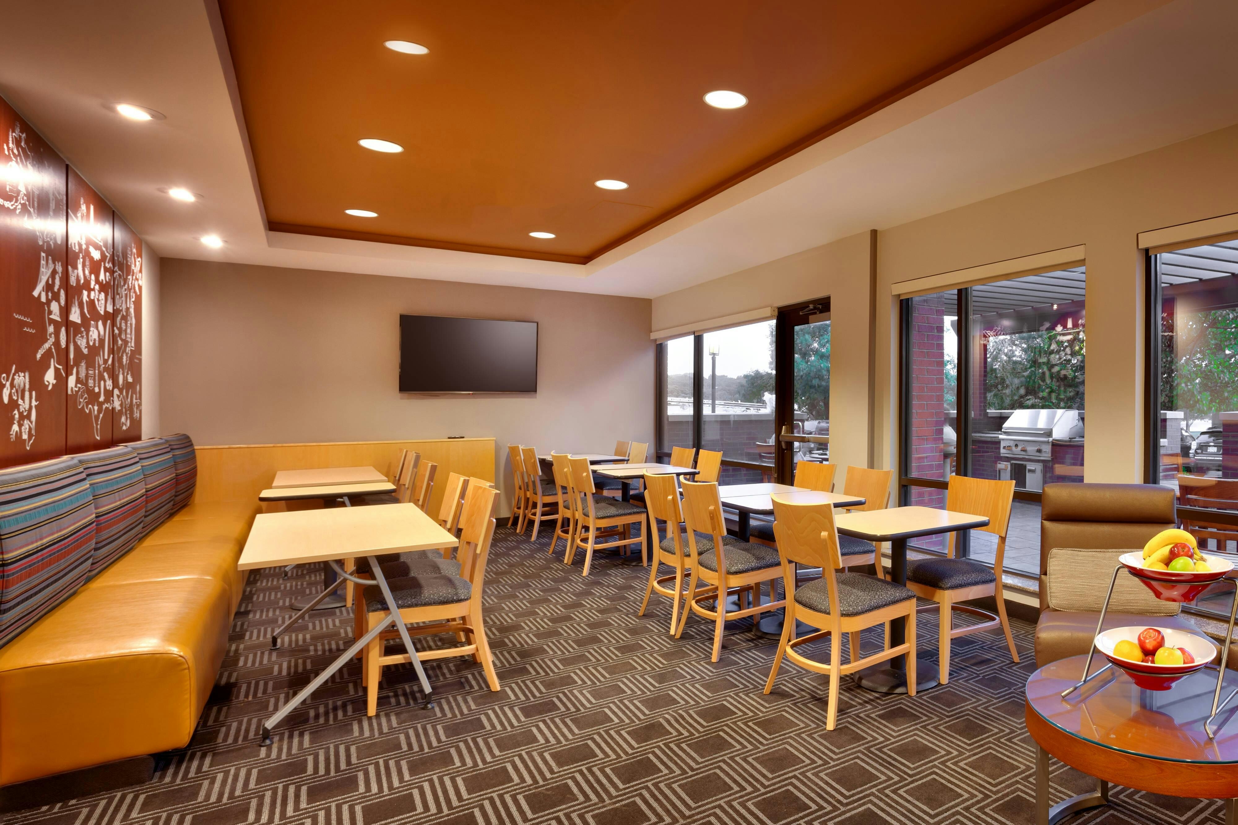 TownePlace Suites by Marriott Omaha West 29/34
