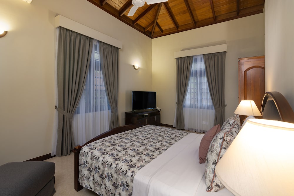 Amaya Bungalow 18/65