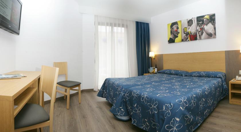 Hotel Acapulco Lloret 33/73