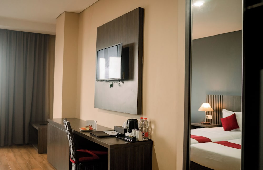 Merapi Merbabu Hotels Resort Bekasi 28/61
