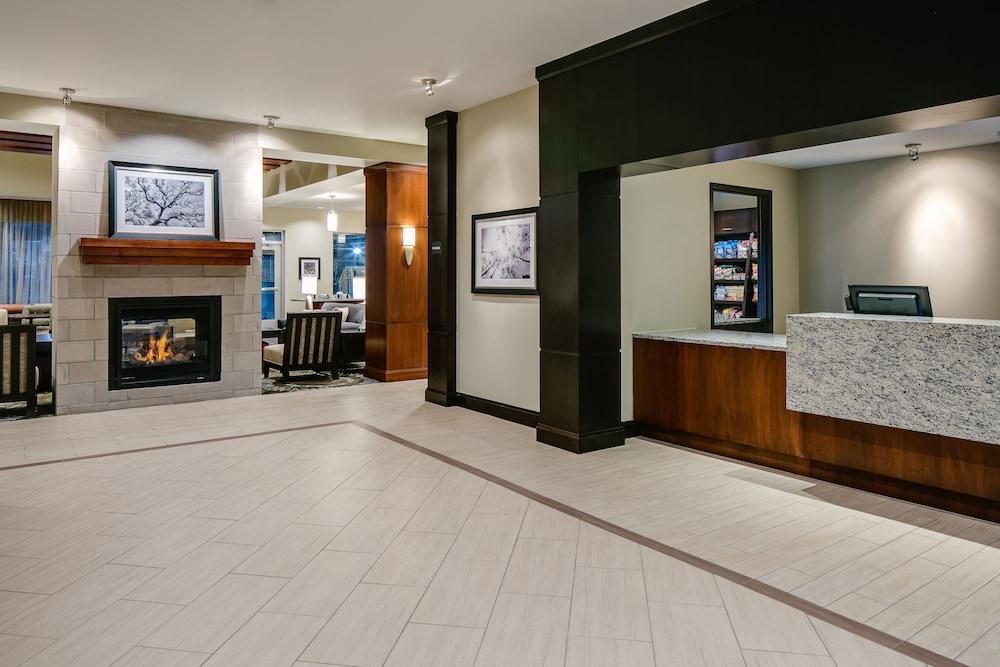 STAYBRIDGE SUITES DES MOINES DOWNTOWN 12/57