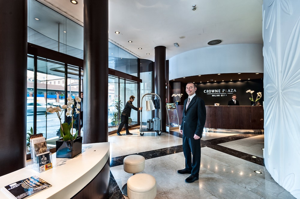 Crowne Plaza Milan City 48/80