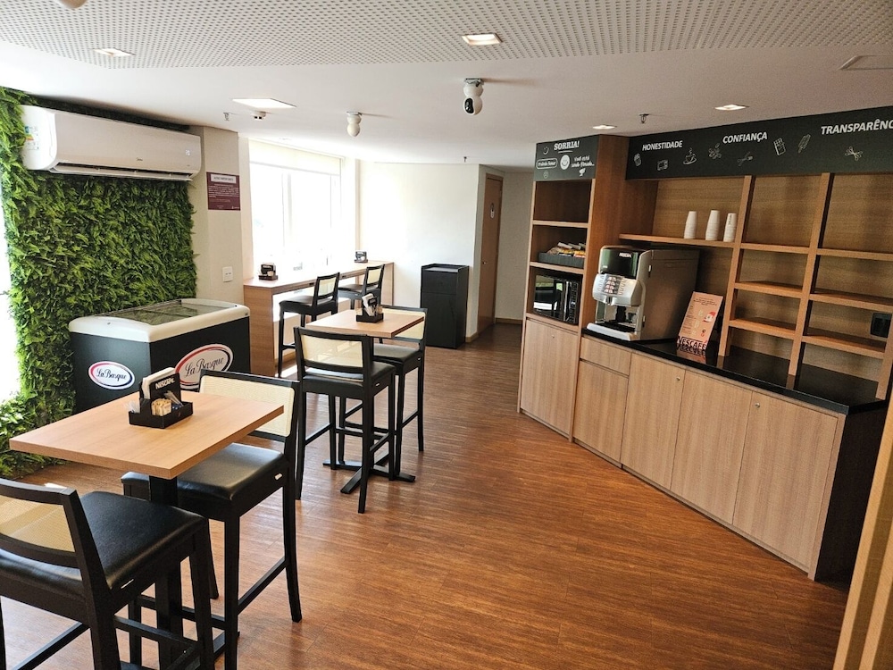 Lummina Hotel 27/42