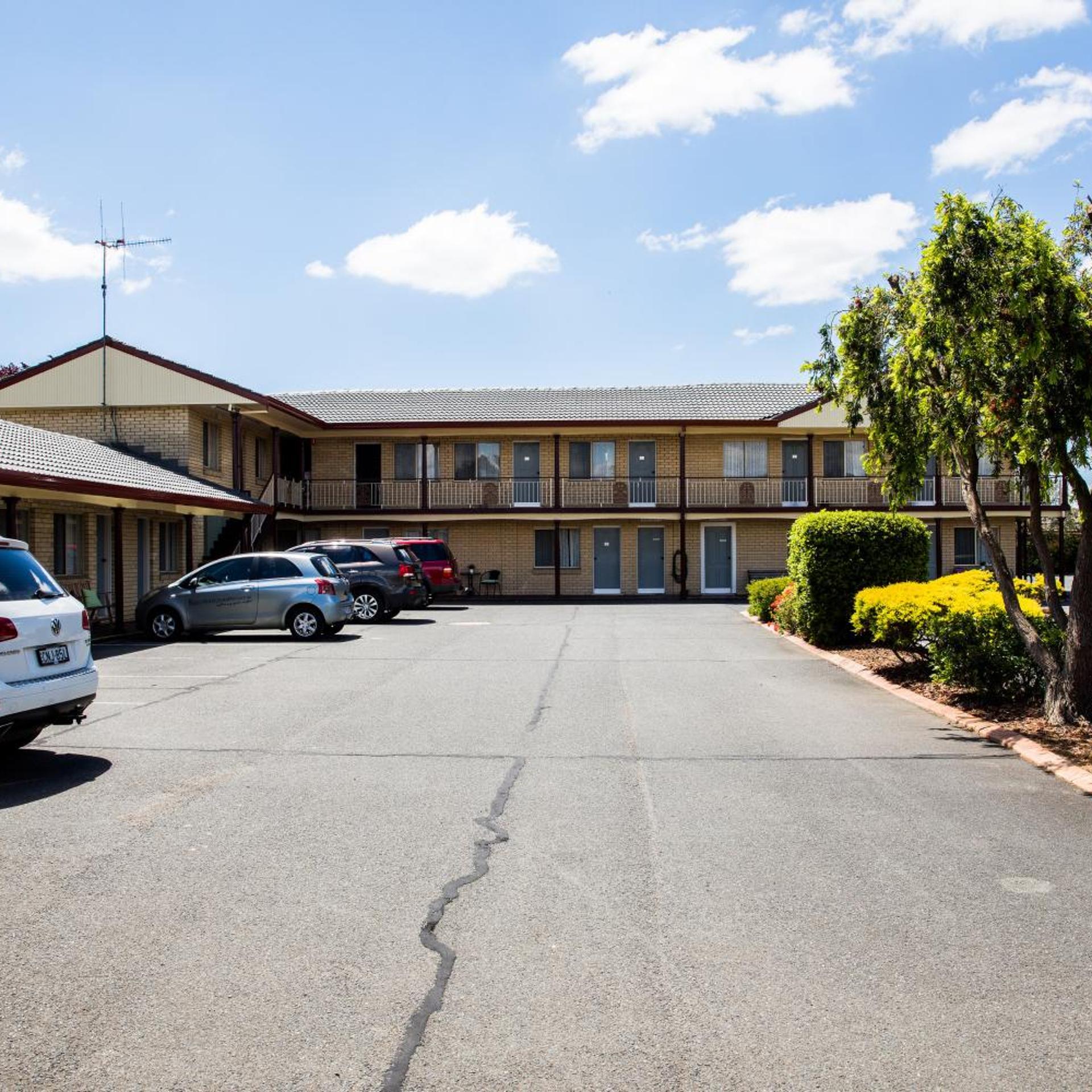 Lilac City Motor Inn 35/44
