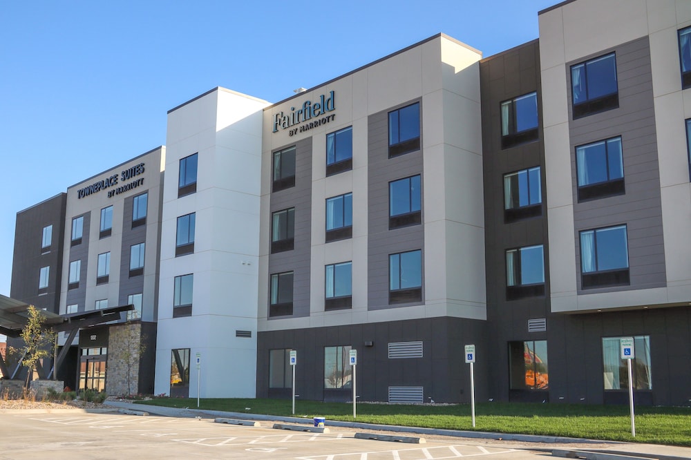 Fairfield by Marriott Inn & Suites Norfolk 29/33