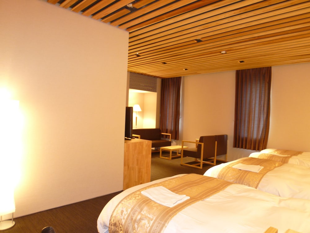 Kumo no Ueno Hotel Marché Yusuhara 8/21