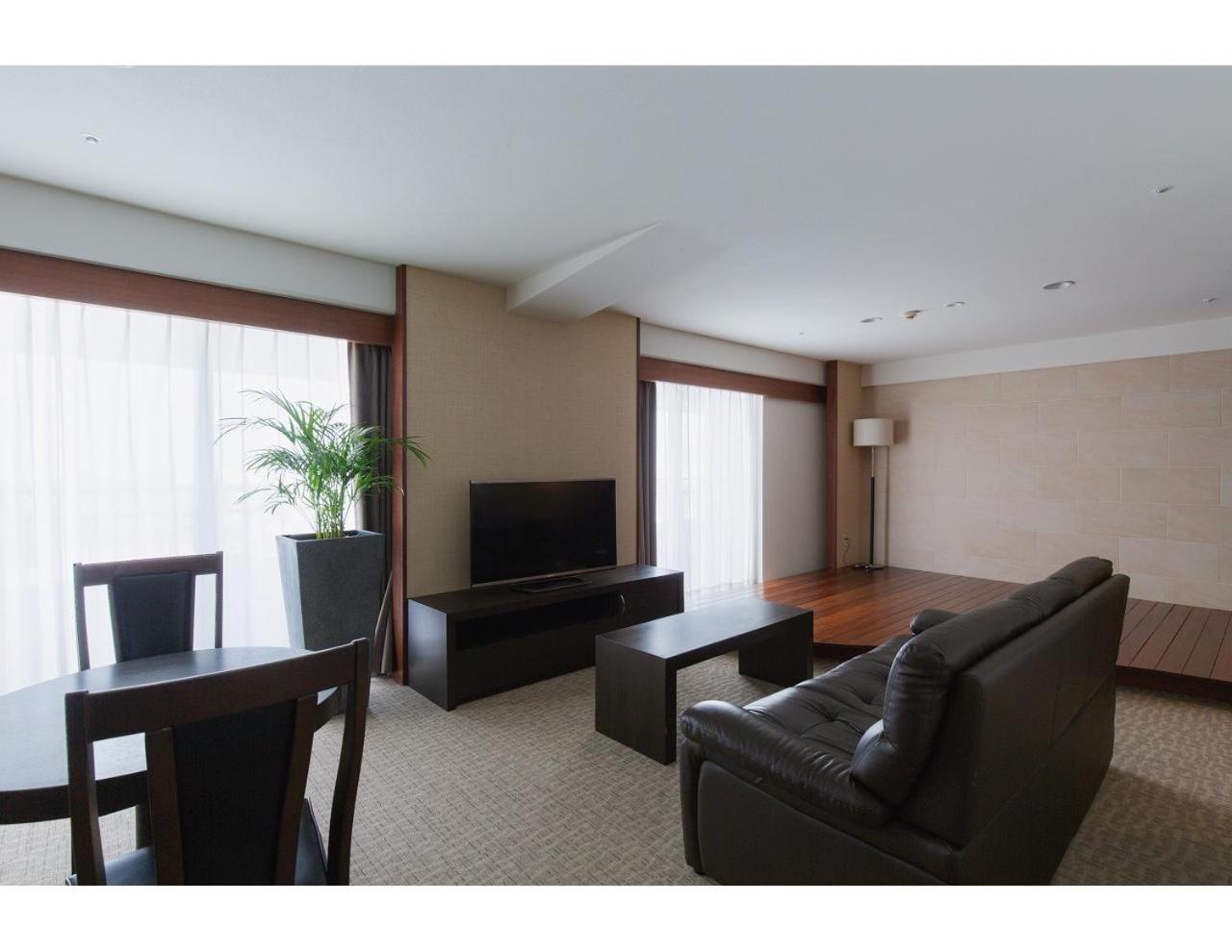 Junior Suite, Double or Twin Bed