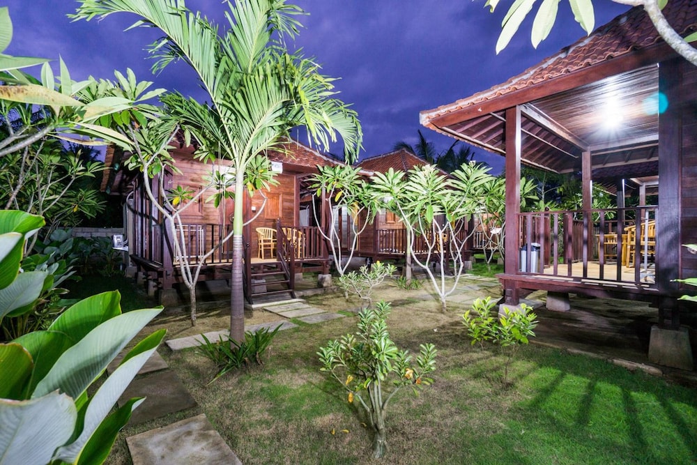 Lembongan Bagus Villa 14/16