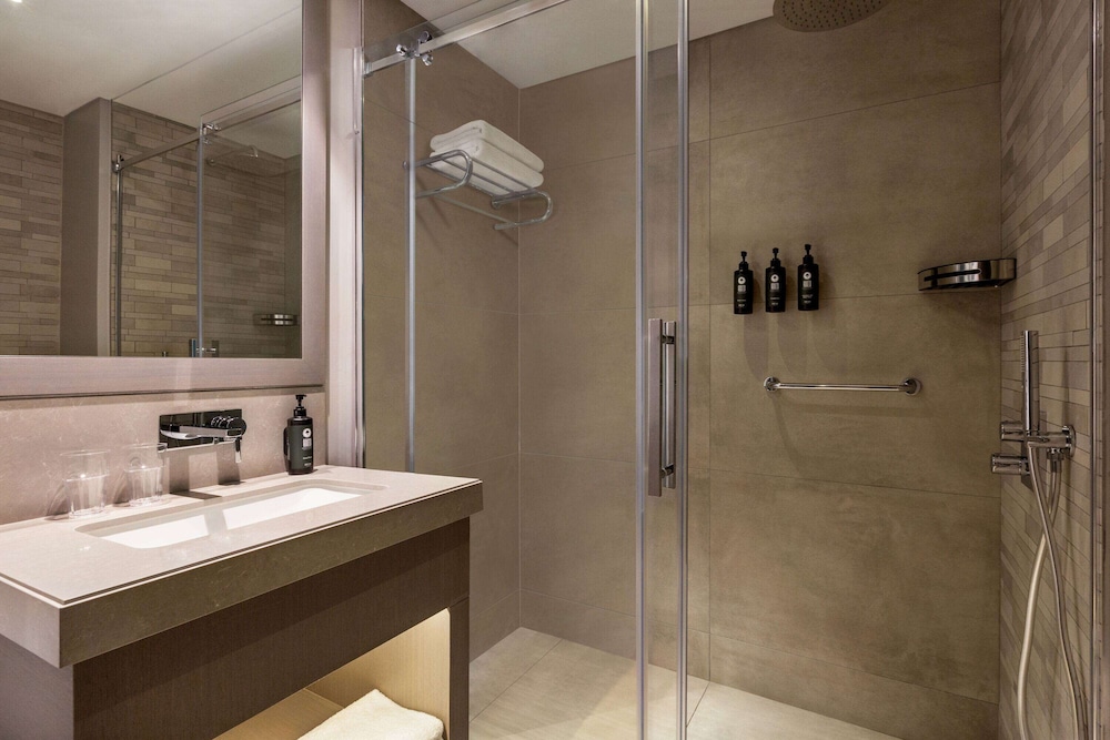 Ramada Plaza by Wyndham Batumi 46/50