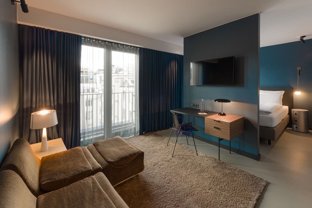EmiLu Design Hotel 30/50