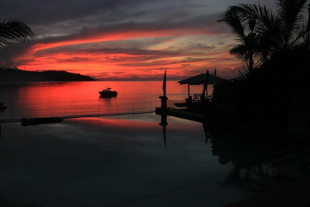 Puerto Nirvana Resort 20/26