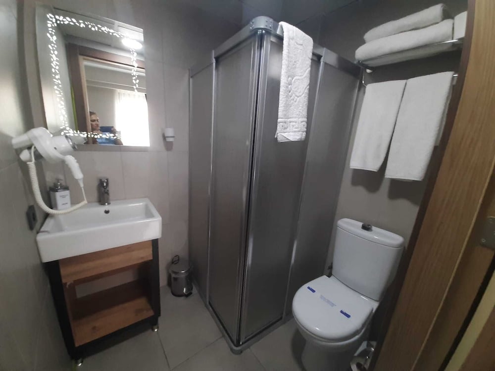 VIZYON CITY HOTEL 46/50