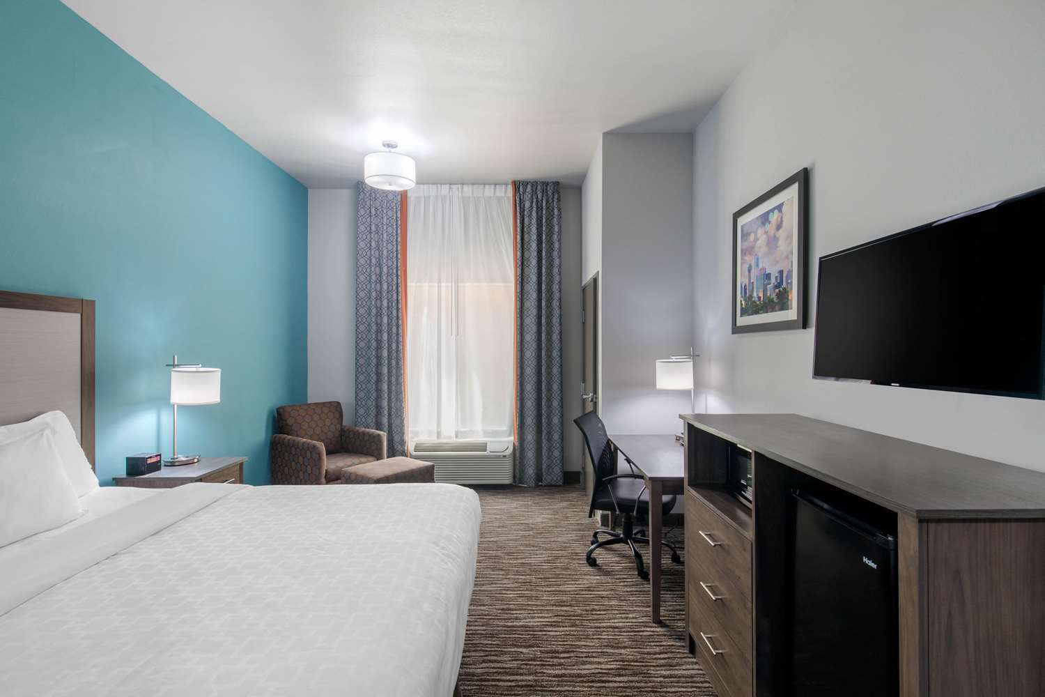 Clarion Inn & Suites Dfw North 21/49
