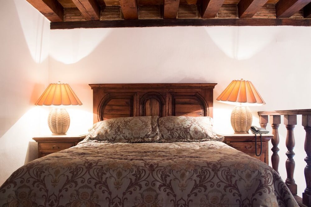 Casa Eugenia Hotel 11/30
