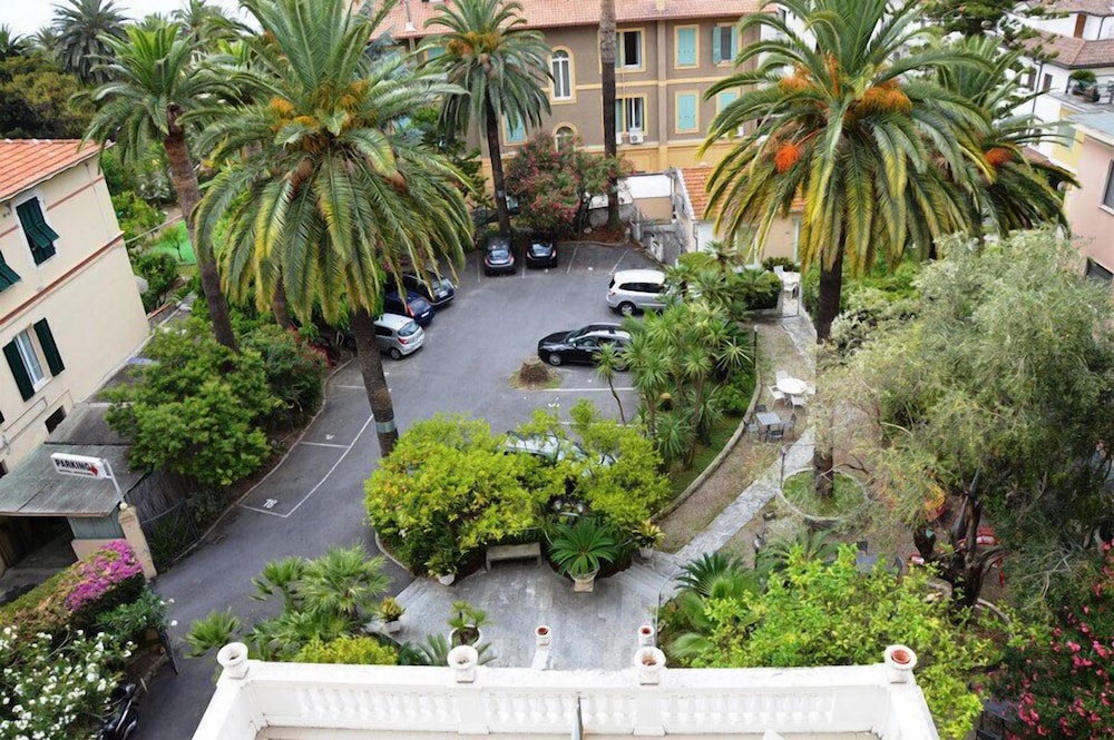 Hotel Morandi 39/50