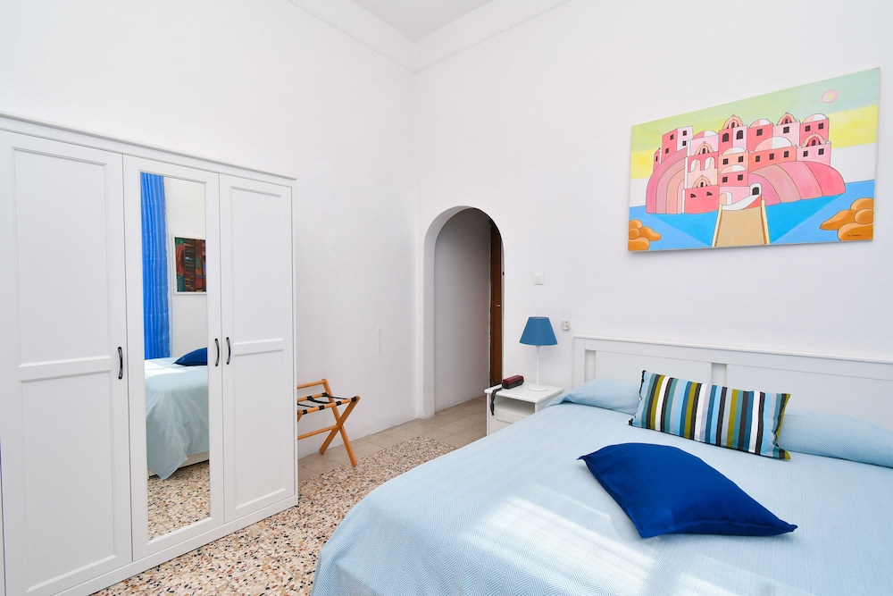 VILLA PANORAMICA 24/68