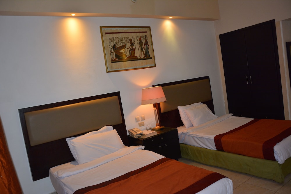 Desert View Hotel 18/48