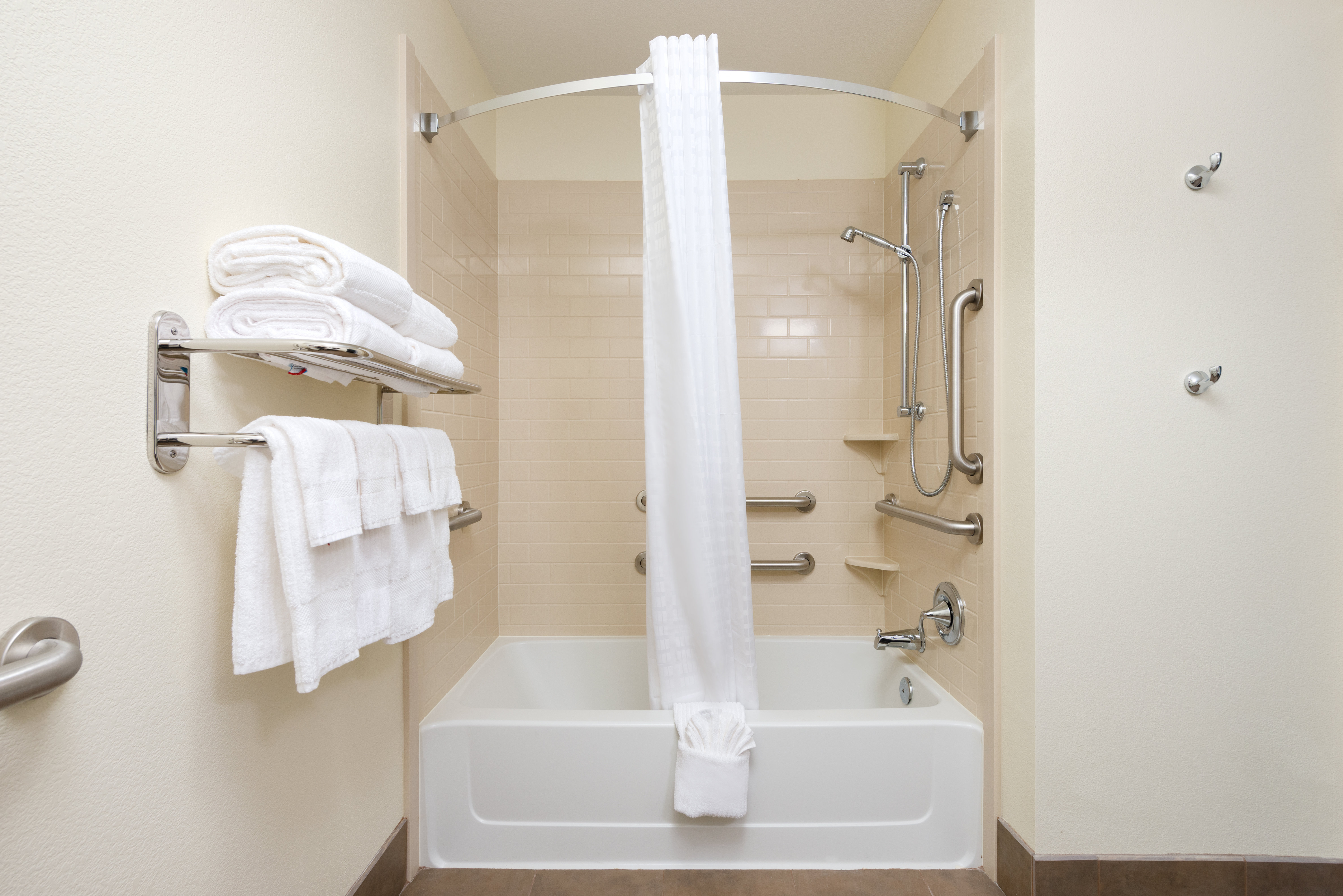 جناح استوديو بسريرين كوين لذوي الإعاقة، Candlewood Suites Columbia East 5/5