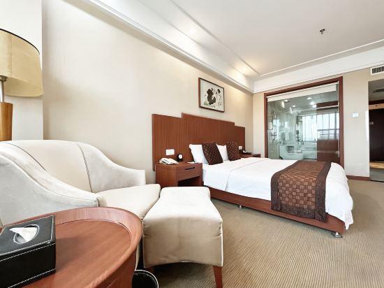 Zhiyuan Hotel 8/18