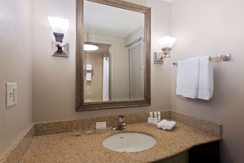 Homewood Suites by Hilton Somerset 17/39