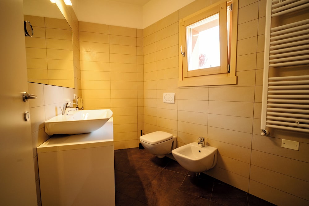 Acqua Resorts 38/40