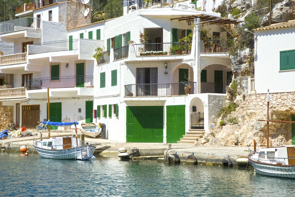 Marblau Hostal photo1