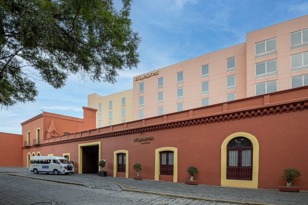 City Express by Marriott Puebla Centro 54/60