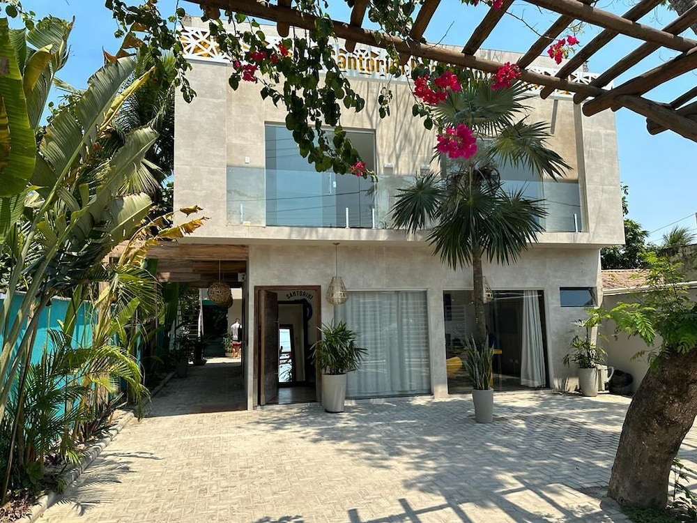 Santorini Beach Hotel 3/49