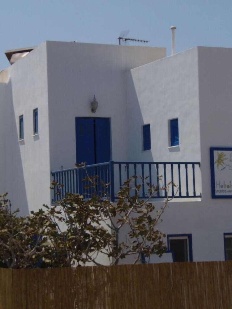 Heliotropio Studios & Apartments 38/50