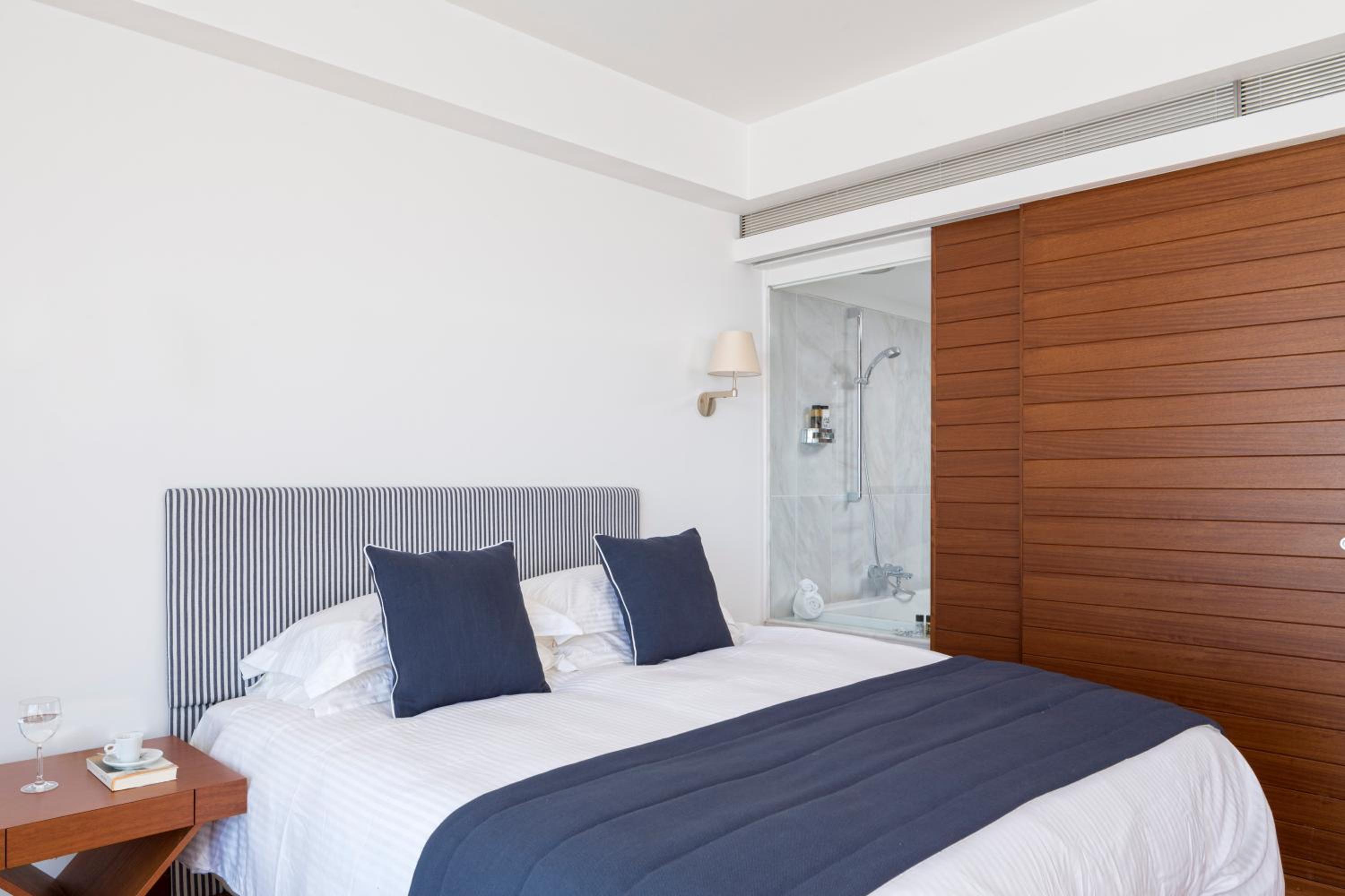 DOUBLE ROOM SUPERIOR PRIVATE POOL